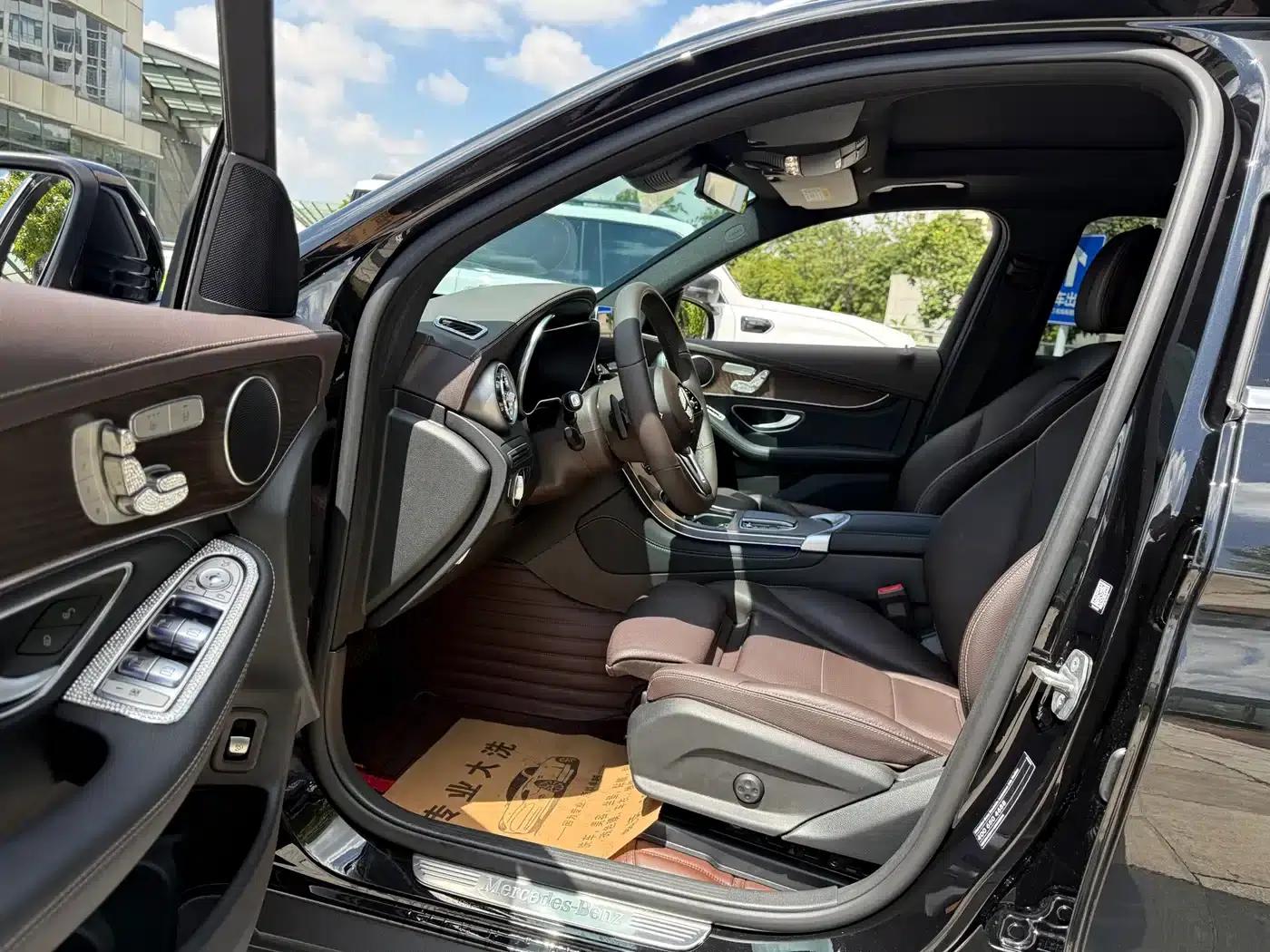 2020 Mercedes-Benz GLC 300 L 4MATIC Dynamic — миниатюра 4