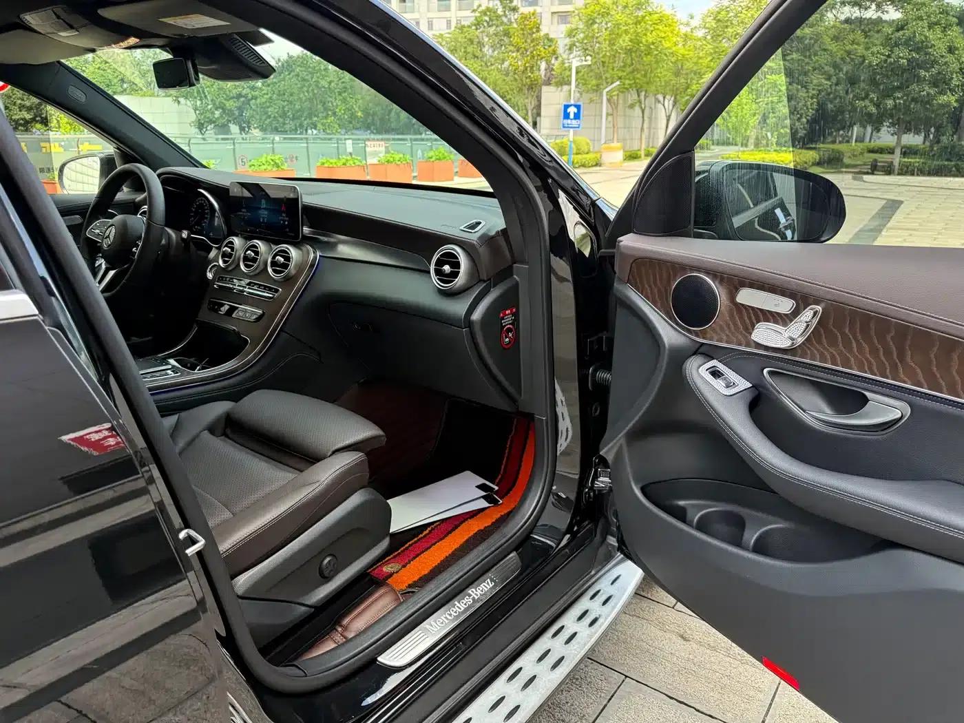 2020 Mercedes-Benz GLC 300 L 4MATIC Dynamic — миниатюра 44