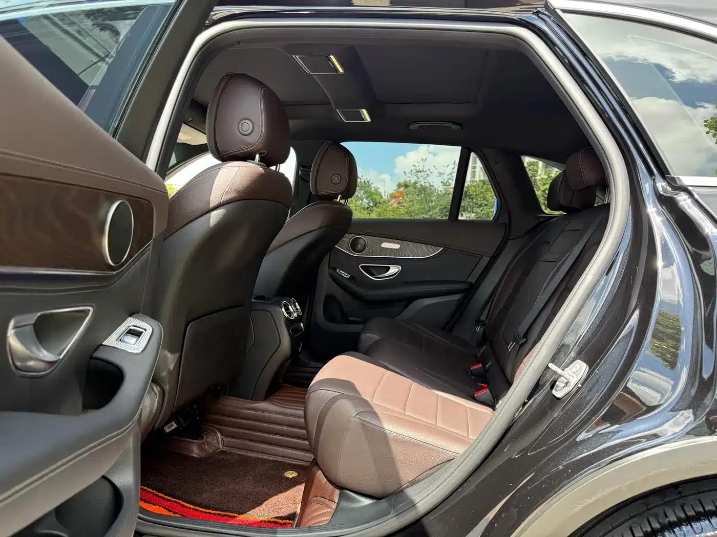 2020 Mercedes-Benz GLC 300 L 4MATIC Dynamic — миниатюра 6