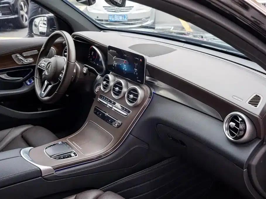 2021 Mercedes-Benz GLC 300 L 4MATIC Dynamic — миниатюра 11