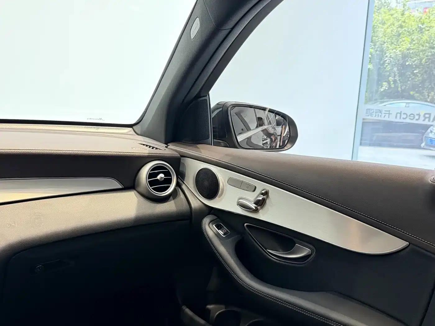 2022 Mercedes-Benz GLC Facelift: GLC 260 L 4MATIC Dynamic — миниатюра 15
