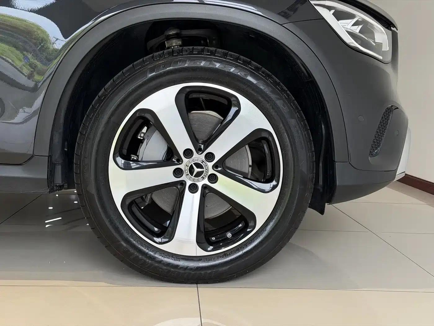 2022 Mercedes-Benz GLC Facelift: GLC 260 L 4MATIC Dynamic — миниатюра 18