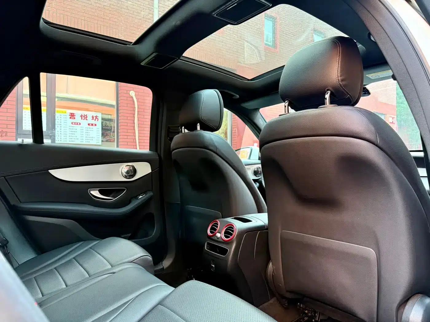 2022 Mercedes-Benz GLC 260 L 4MATIC Dynamic — миниатюра 18