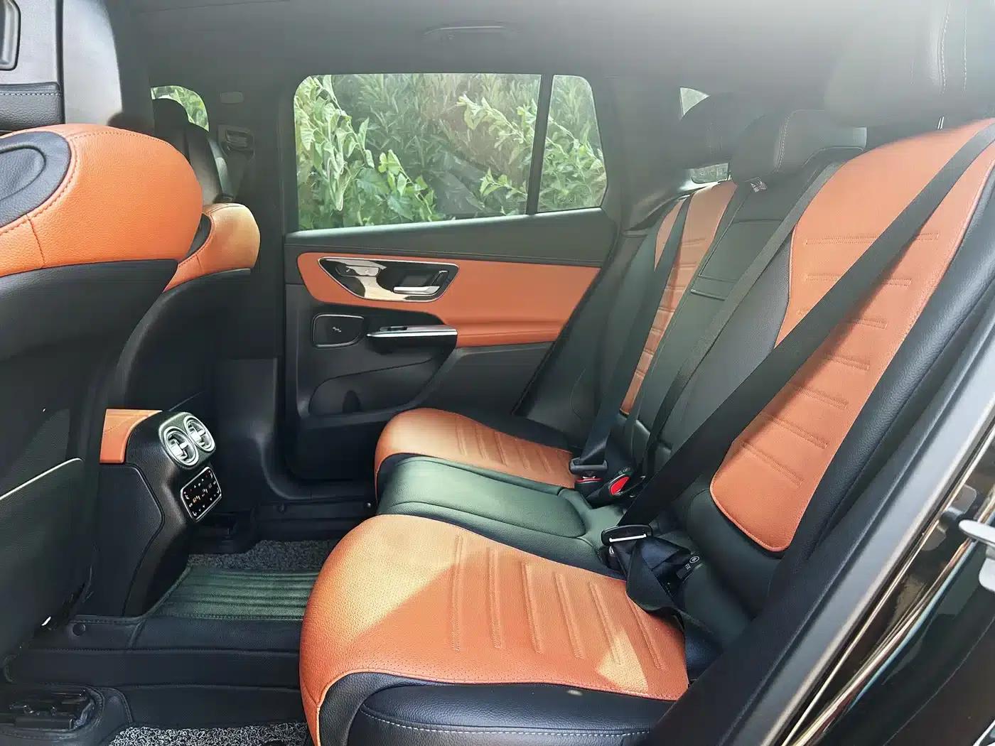 2023 Mercedes-Benz GLC 260 L 4MATIC Luxury 5-seater — миниатюра 7