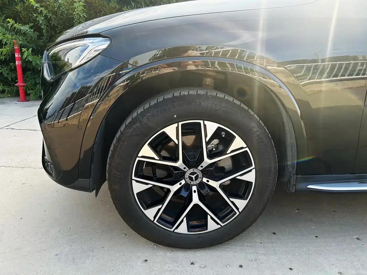 2023 Mercedes-Benz GLC 260 L 4MATIC Luxury 5-seater — миниатюра 8