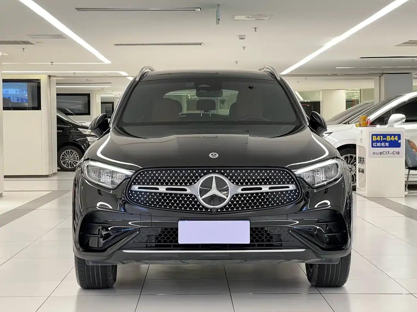 2024 Mercedes-Benz GLC 300 L 4MATIC Dynamic 5-seater — миниатюра 2