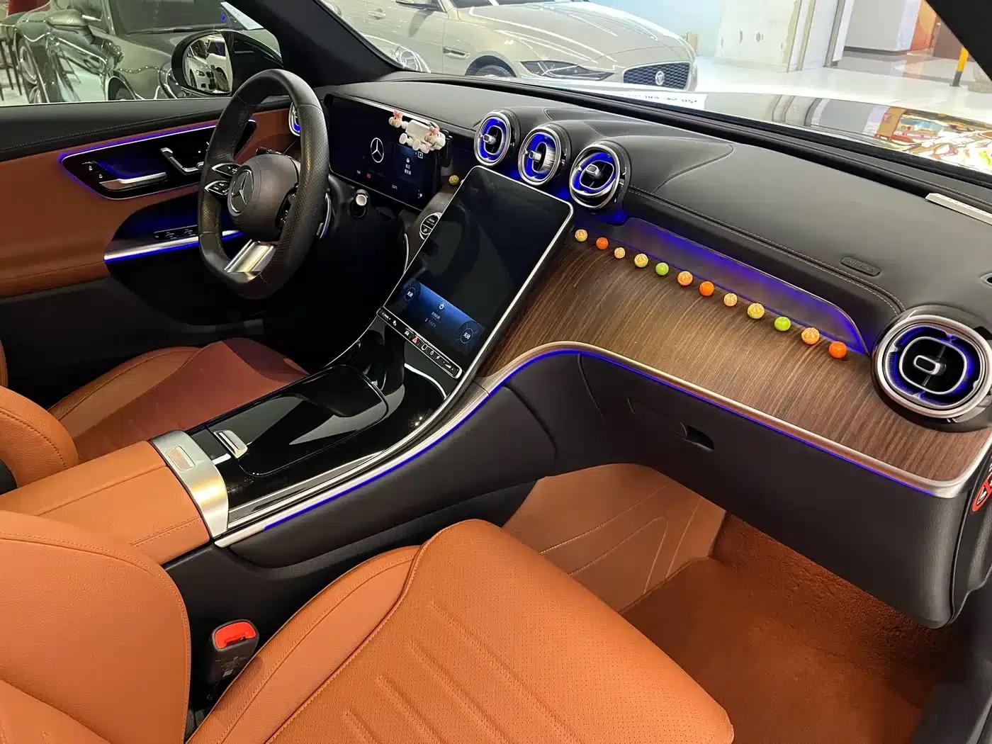 2024 Mercedes-Benz GLC 300 L 4MATIC Dynamic 5-seater — миниатюра 17