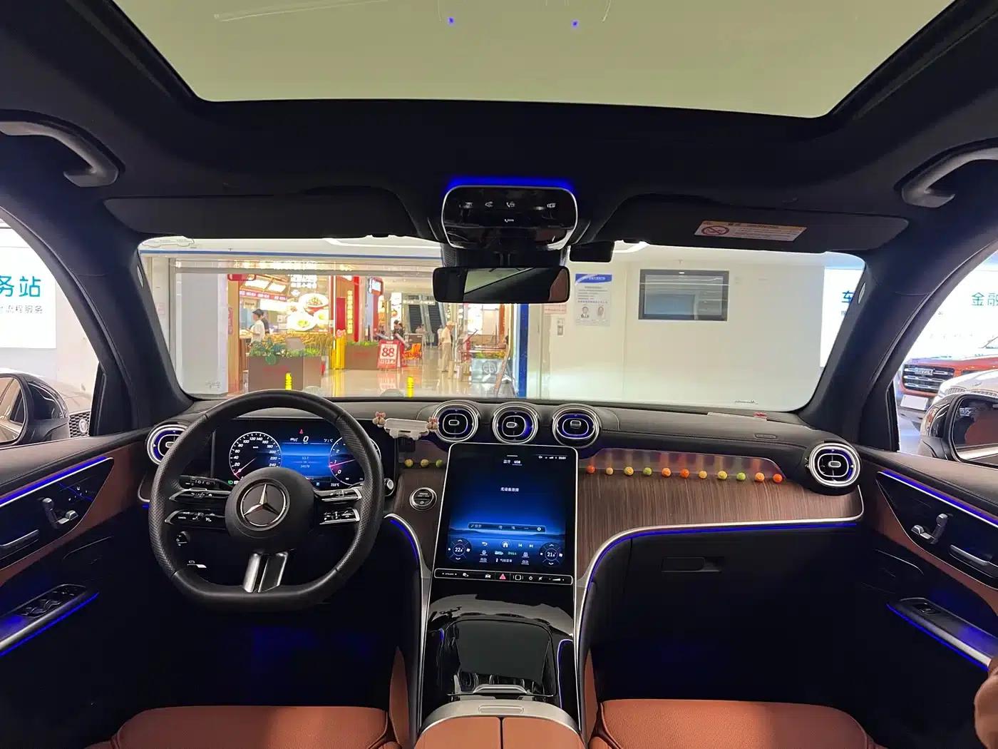 2024 Mercedes-Benz GLC 300 L 4MATIC Dynamic 5-seater — миниатюра 19