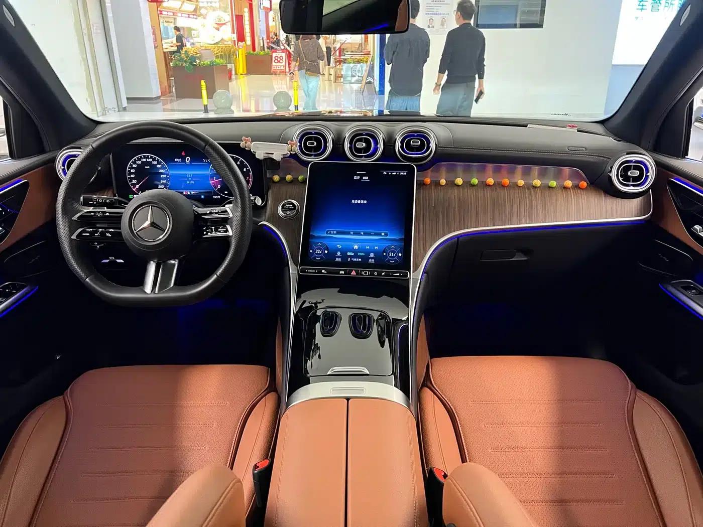 2024 Mercedes-Benz GLC 300 L 4MATIC Dynamic 5-seater — миниатюра 20