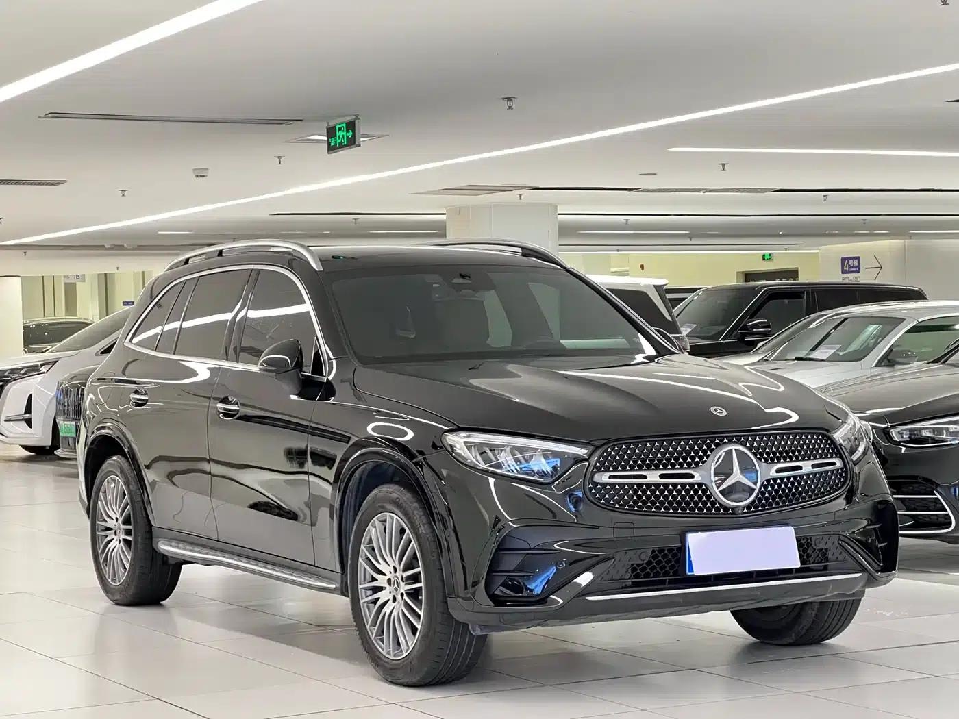 2024 Mercedes-Benz GLC 300 L 4MATIC Dynamic 5-seater — миниатюра 3