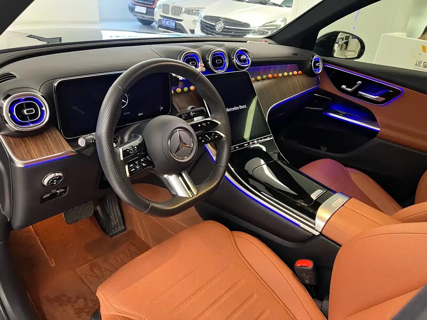 2024 Mercedes-Benz GLC 300 L 4MATIC Dynamic 5-seater — миниатюра 8