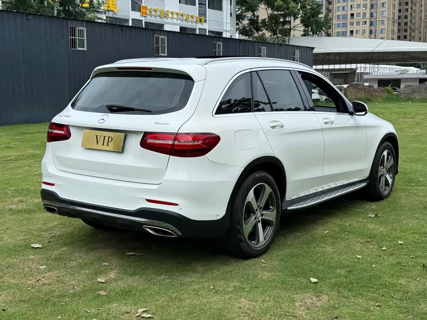 2017 Mercedes-Benz GLC 300 4MATIC Dynamic — миниатюра 4