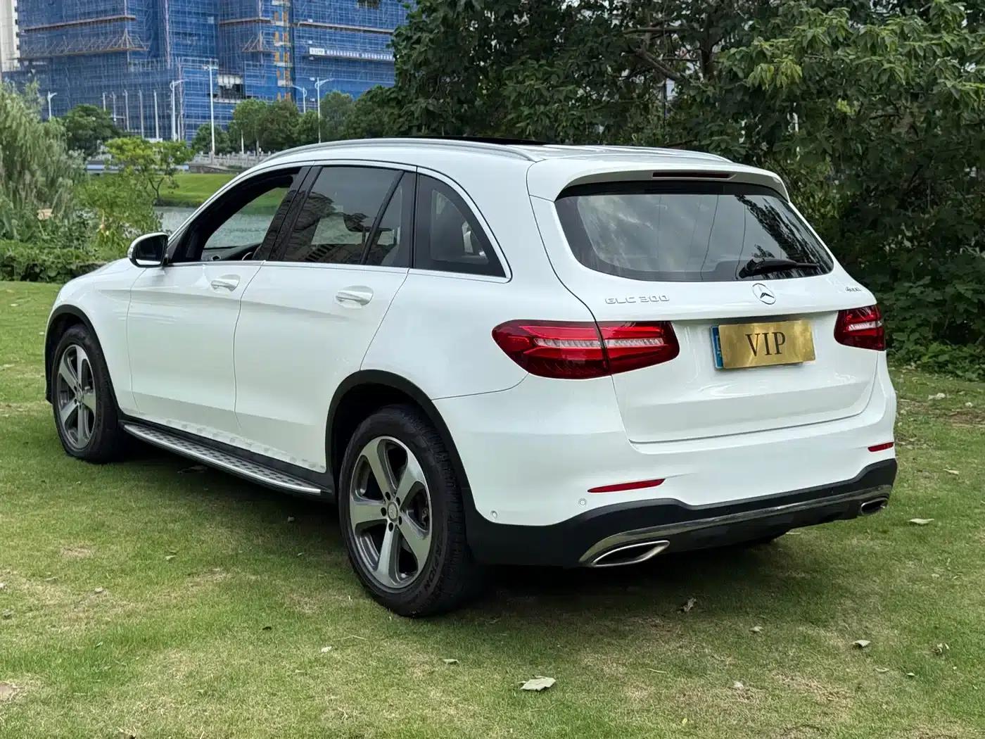 2017 Mercedes-Benz GLC 300 4MATIC Dynamic — миниатюра 6