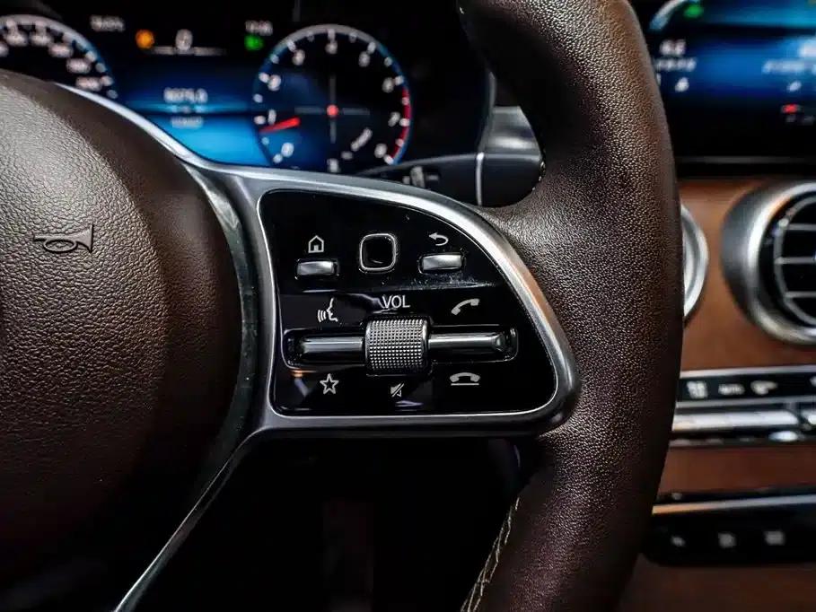 2020 Mercedes-Benz GLC Facelift: GLC 300 L 4MATIC Dynamic — миниатюра 16