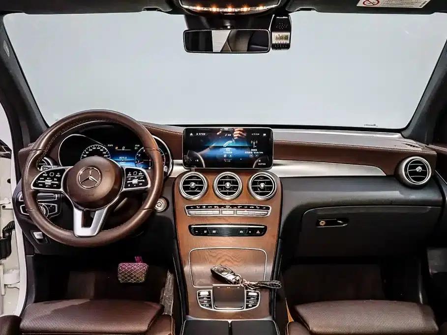 2020 Mercedes-Benz GLC Facelift: GLC 300 L 4MATIC Dynamic — миниатюра 23