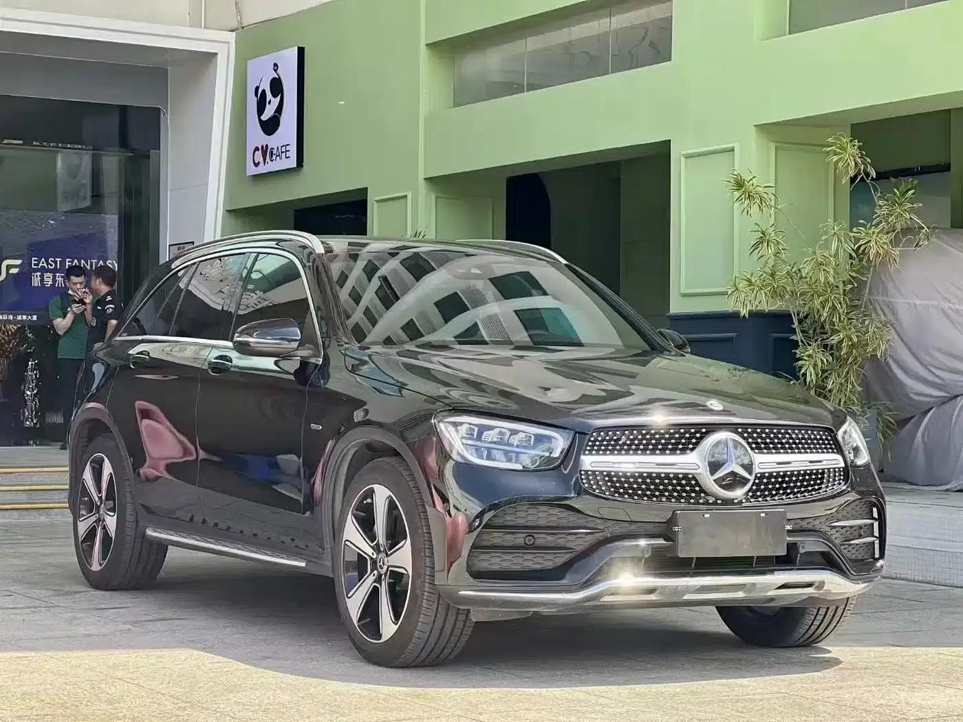 2022 Mercedes-Benz GLC 300 L 4MATIC Dynamic Edition — миниатюра 3