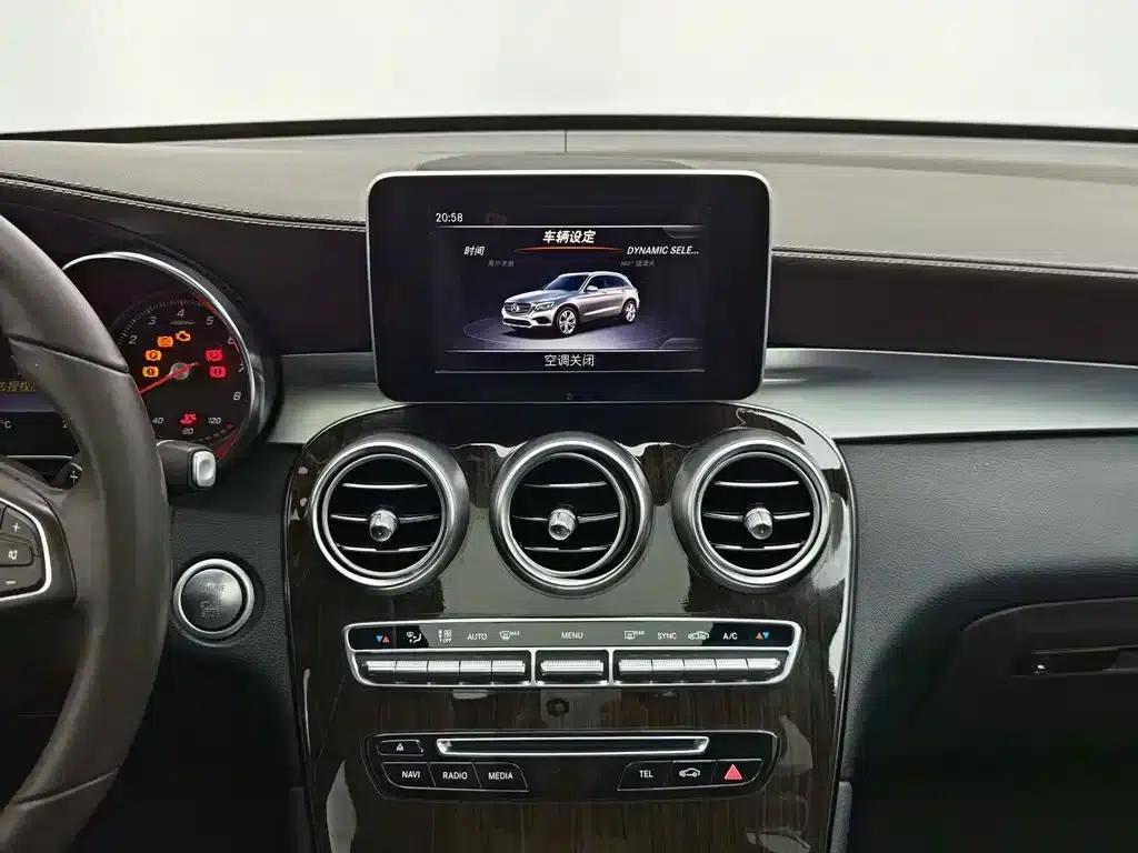Mercedes-Benz GLC 2019 GLC 260 4MATIC Luxury — миниатюра 12