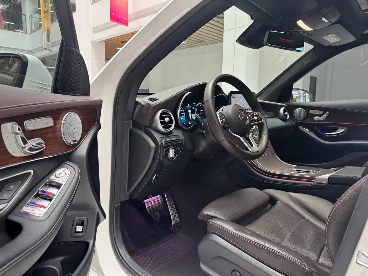 2021 Mercedes-Benz GLC 300 L 4MATIC Dynamic — миниатюра 11