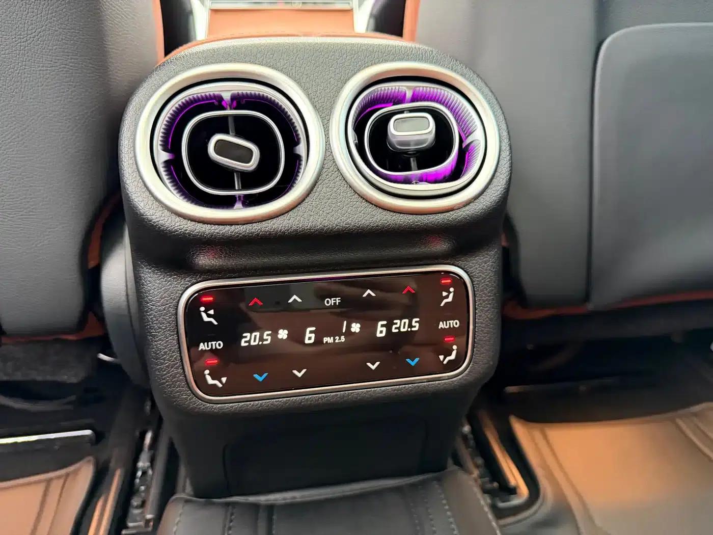 Mercedes-Benz GLC 2025 Facelift GLC 260 L 4MATIC Luxury — миниатюра 17