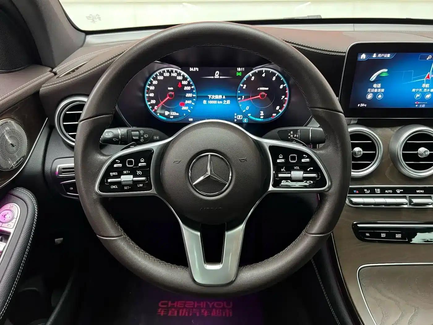 2020 Mercedes-Benz GLC 300 L 4MATIC Dynamic — миниатюра 14