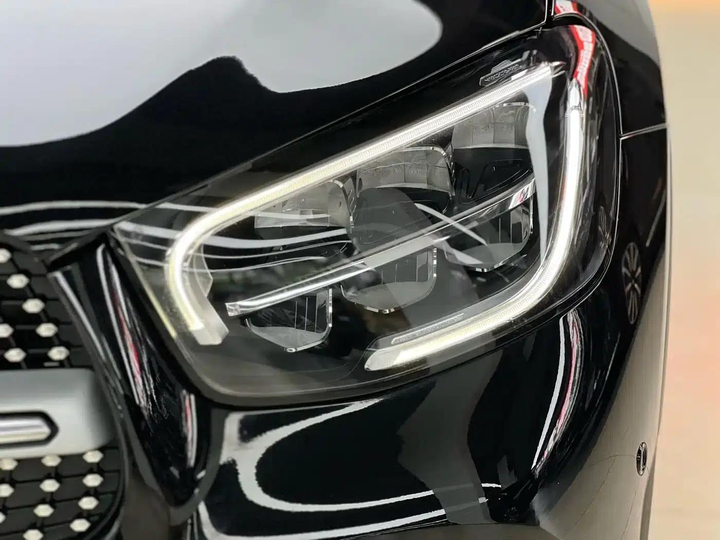 2020 Mercedes-Benz GLC 300 L 4MATIC Dynamic — миниатюра 17