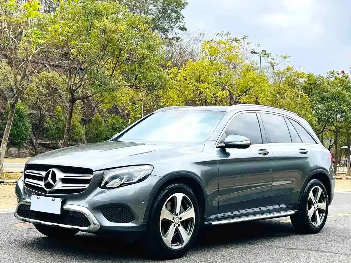 2016 Mercedes-Benz GLC 260 4MATIC Luxury — миниатюра 1
