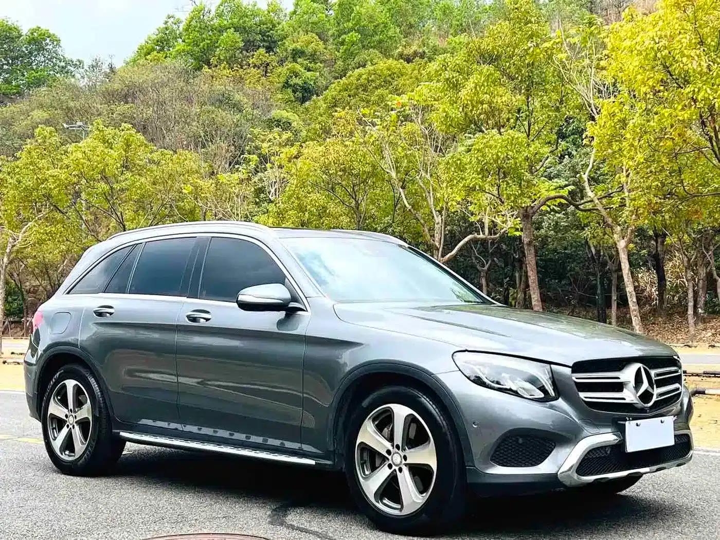 2016 Mercedes-Benz GLC 260 4MATIC Luxury — миниатюра 3