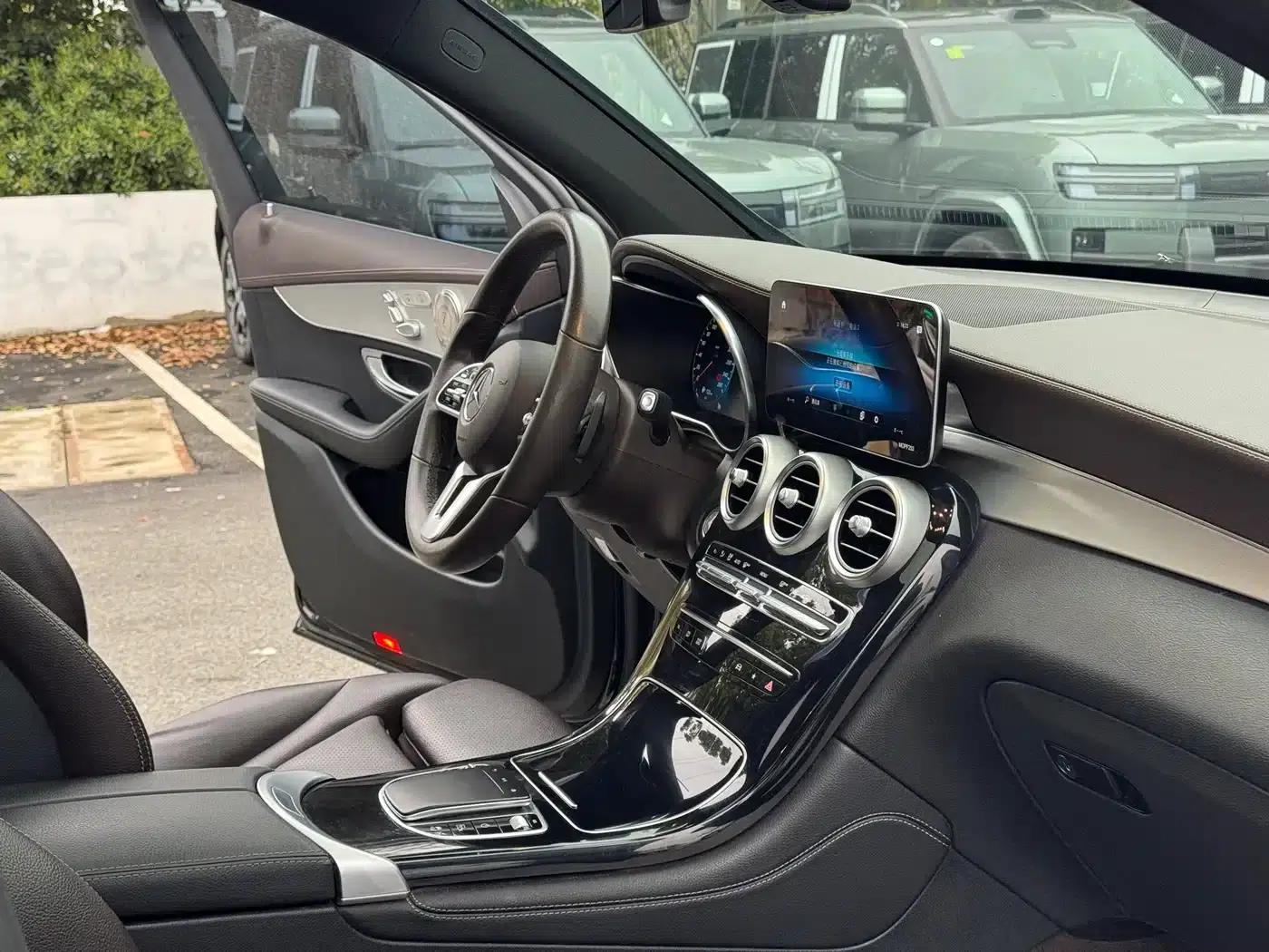 2022 Mercedes-Benz GLC 260 L 4MATIC Dynamic — миниатюра 15