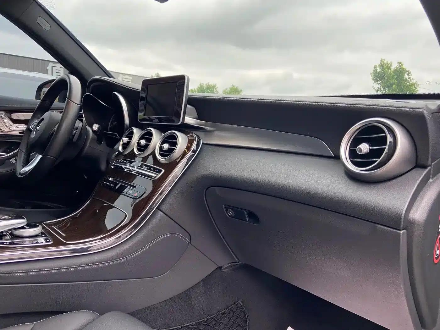 2019 Mercedes-Benz GLC Facelift: GLC 260 L 4MATIC Luxury — миниатюра 8