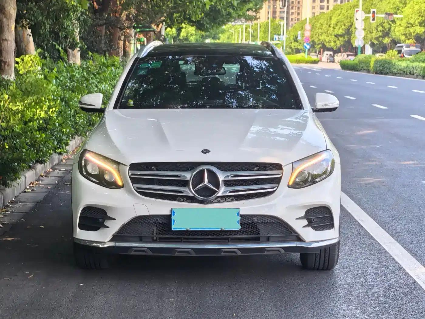 2017 Mercedes-Benz GLC 300 4MATIC Dynamic — миниатюра 2