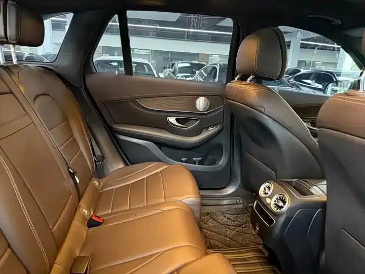 2020 Mercedes-Benz GLC 260 L 4MATIC Luxury — миниатюра 11