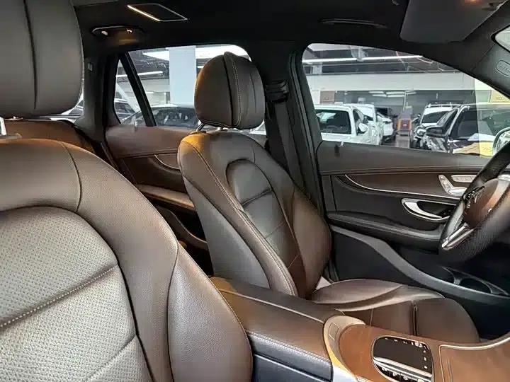 2020 Mercedes-Benz GLC 260 L 4MATIC Luxury — миниатюра 15