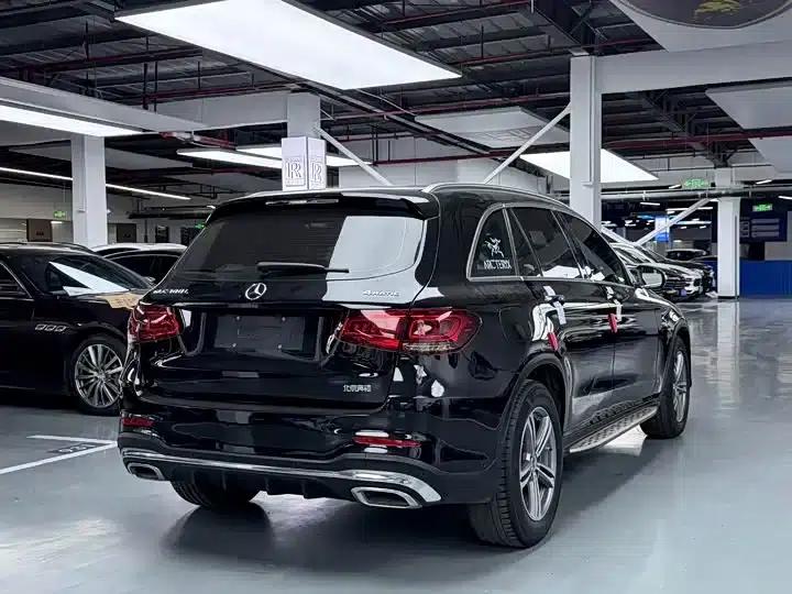 2020 Mercedes-Benz GLC 260 L 4MATIC Luxury — миниатюра 18
