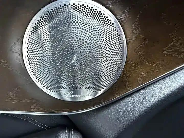 2020 Mercedes-Benz GLC 260 L 4MATIC Luxury — миниатюра 7