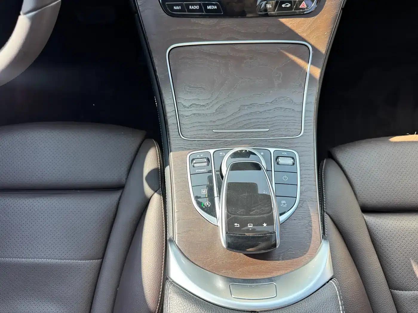 2016 Mercedes-Benz GLC 300 4MATIC Dynamic — миниатюра 17