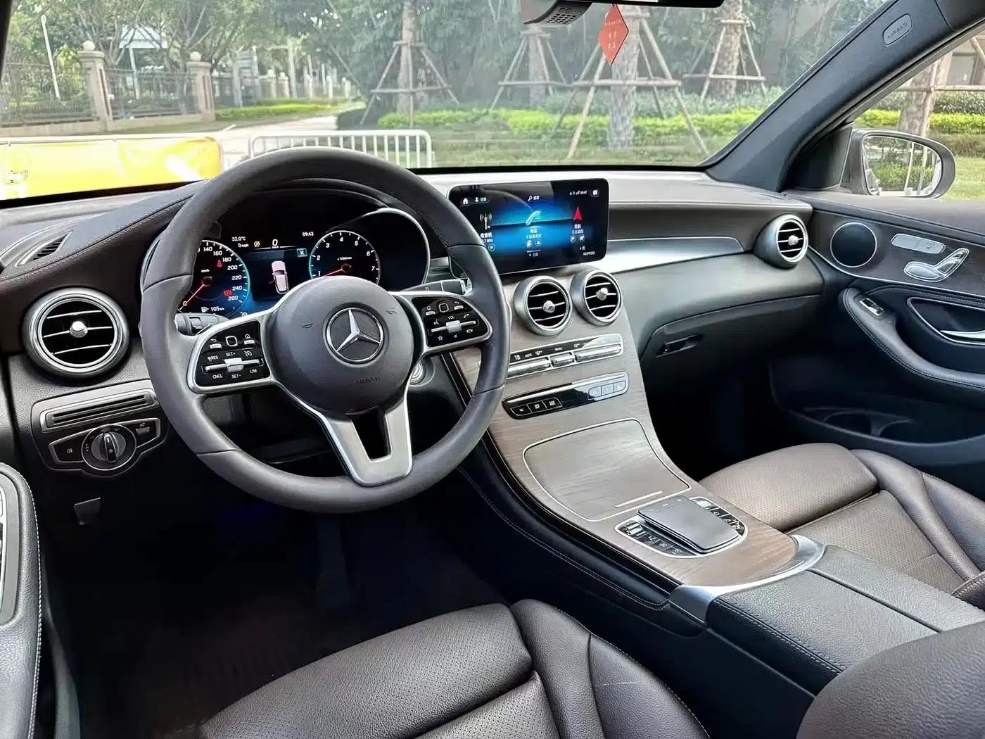 2020 Mercedes-Benz GLC 300 L 4MATIC Dynamic — миниатюра 8