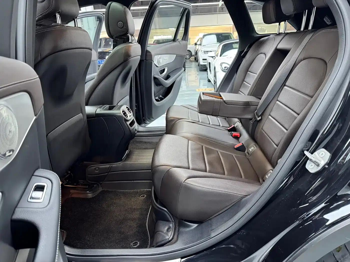 2022 Mercedes-Benz GLC 260 L 4MATIC Dynamic — миниатюра 17