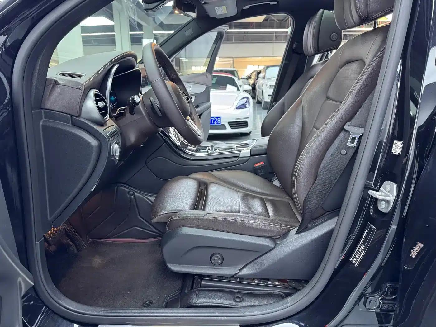 2022 Mercedes-Benz GLC 260 L 4MATIC Dynamic — миниатюра 4