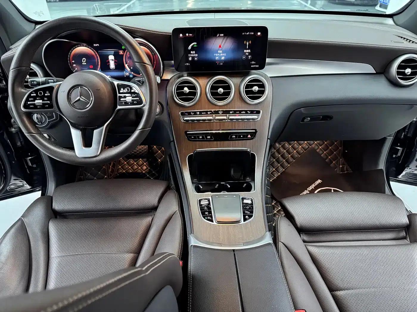 2021 Mercedes-Benz GLC 300 L 4MATIC Dynamic — миниатюра 11