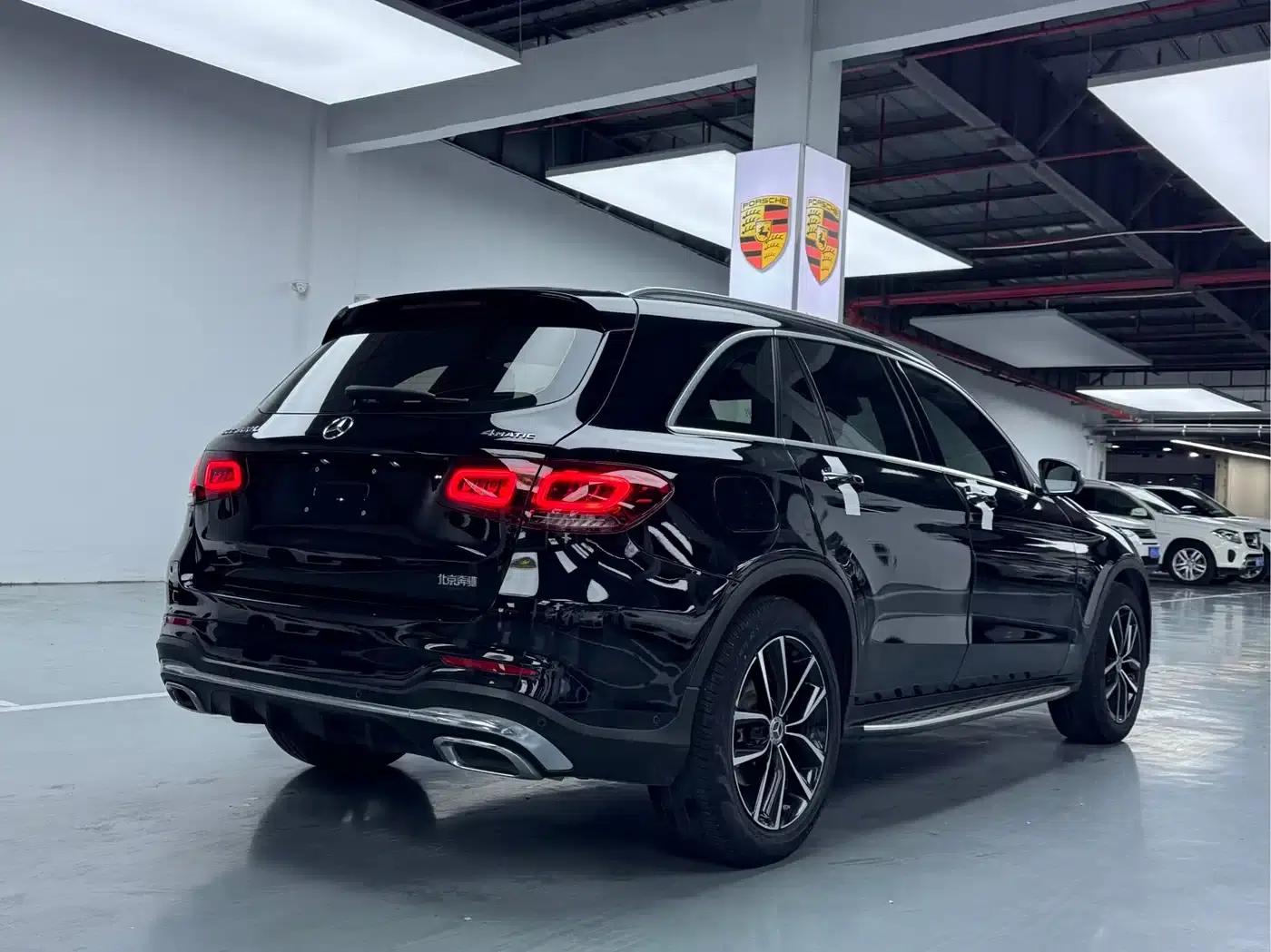 2021 Mercedes-Benz GLC 300 L 4MATIC Dynamic — миниатюра 19