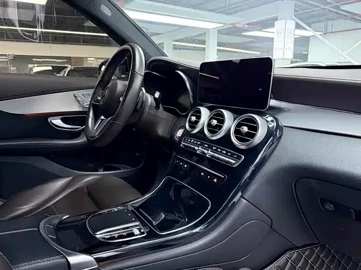 2022 Mercedes-Benz GLC 260 L 4MATIC Dynamic — миниатюра 13