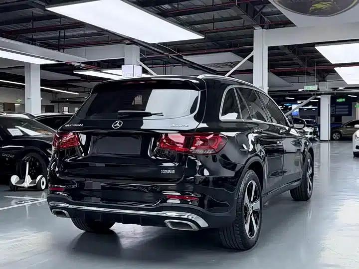 2022 Mercedes-Benz GLC 260 L 4MATIC Dynamic — миниатюра 18