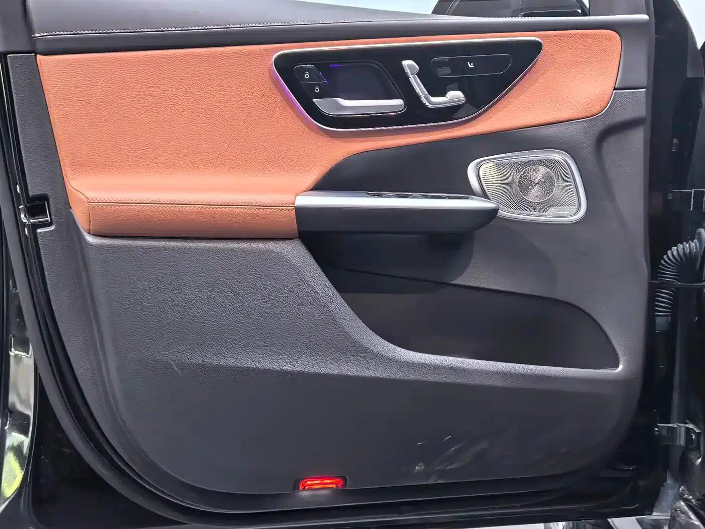 2023 Mercedes-Benz GLC Facelift: GLC 260 L 4MATIC Dynamic 5-Seater — миниатюра 8
