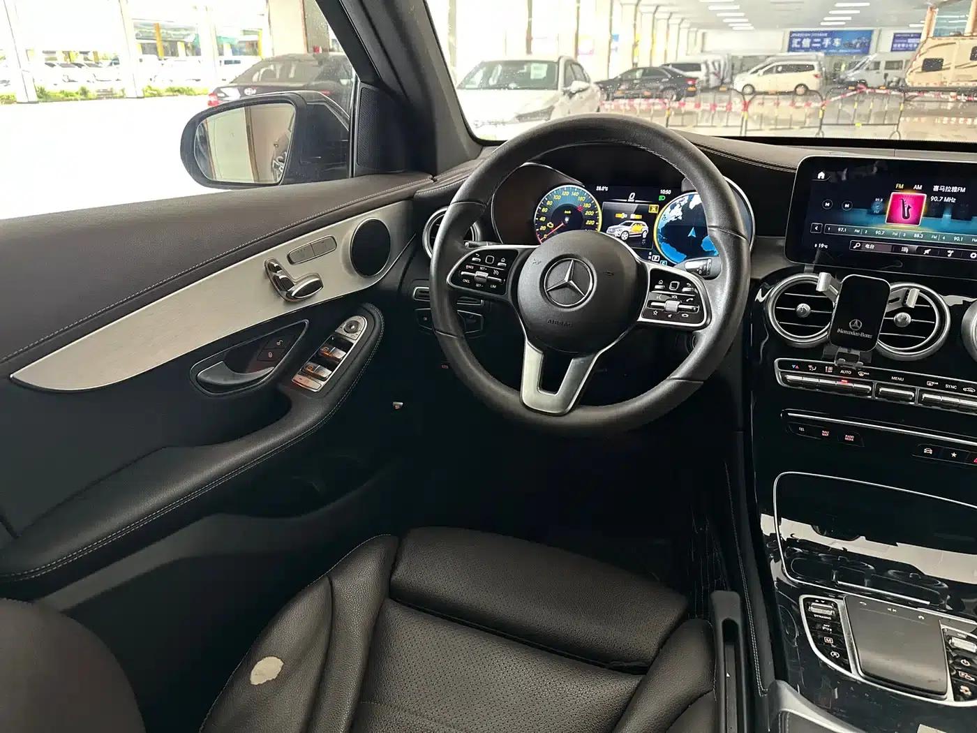 2021 Mercedes-Benz GLC 260 L 4MATIC Dynamic — миниатюра 13