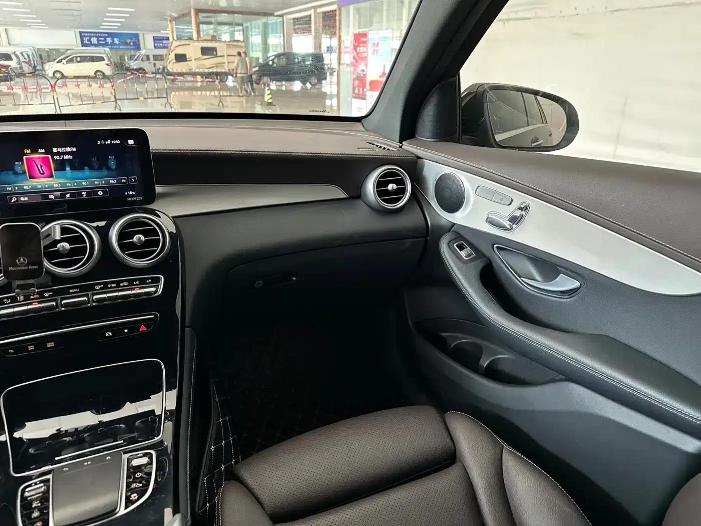 2021 Mercedes-Benz GLC 260 L 4MATIC Dynamic — миниатюра 14