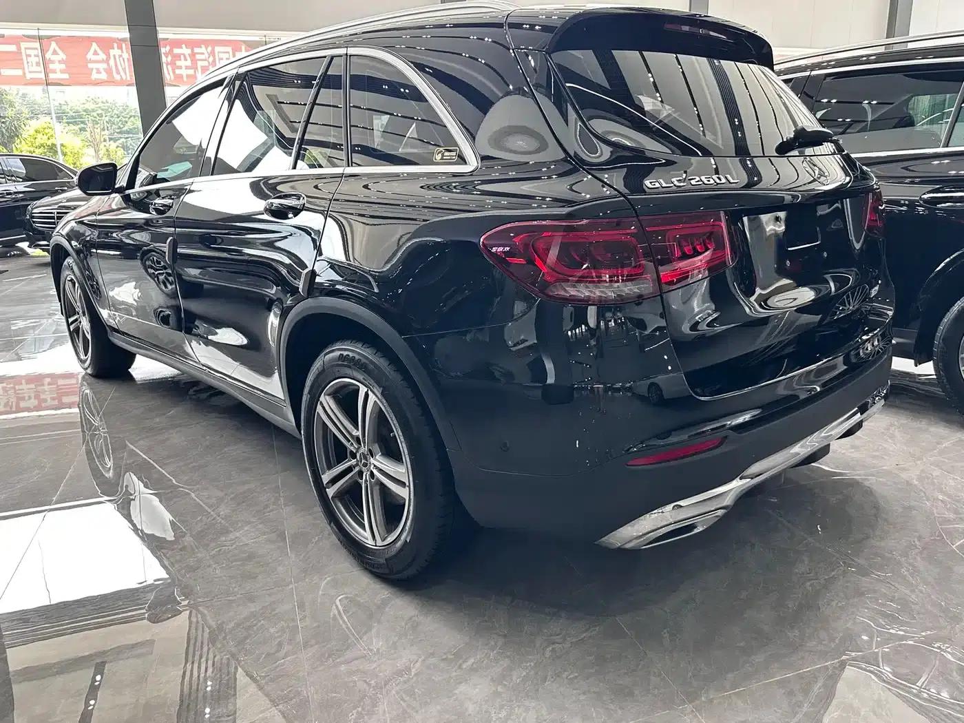 2021 Mercedes-Benz GLC 260 L 4MATIC Dynamic — миниатюра 13