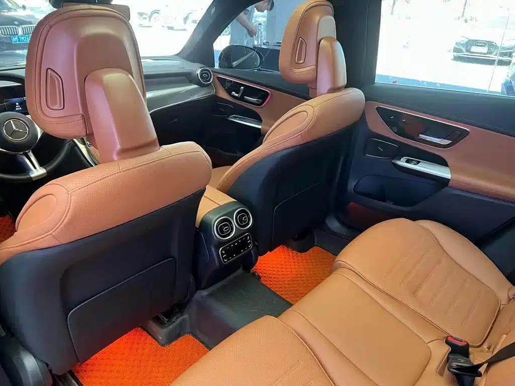2024 Mercedes-Benz GLC 260 L 4MATIC Dynamic 5-seater — миниатюра 6