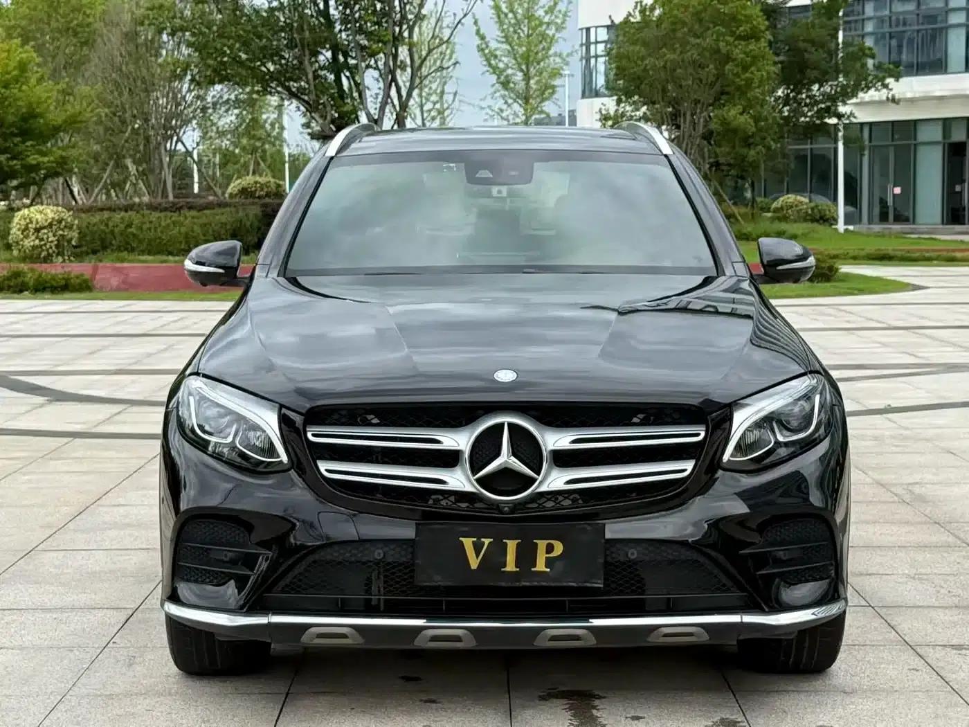 2017 Mercedes-Benz GLC 260 4MATIC Luxury — миниатюра 1