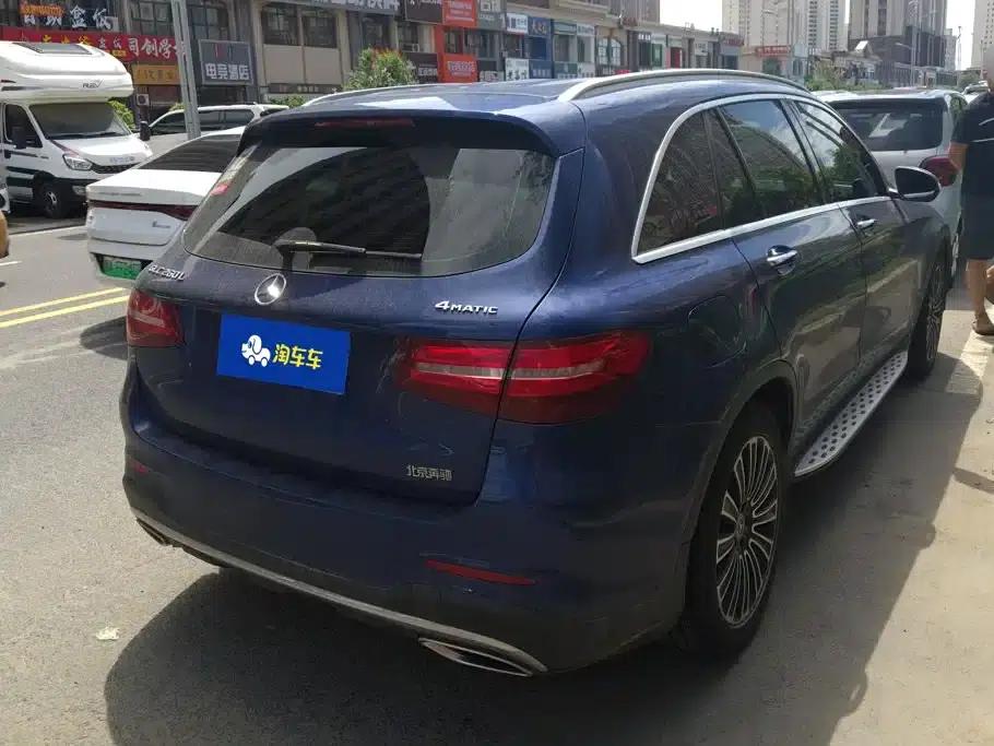 2019 Mercedes-Benz GLC 260 L 4MATIC Dynamic — миниатюра 3