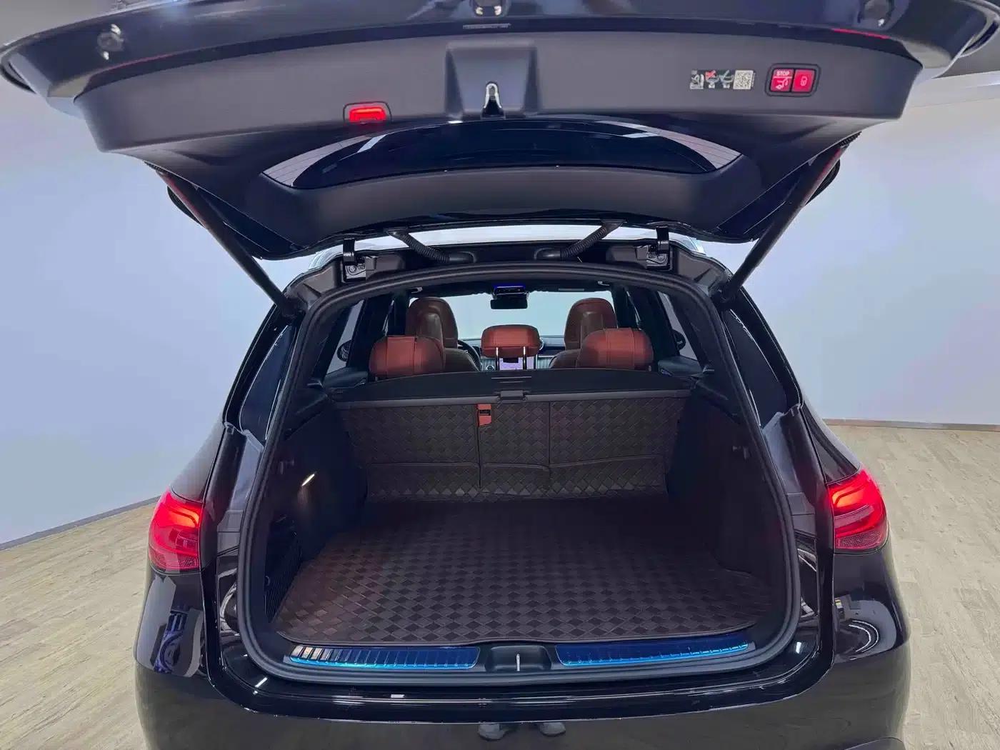 2023 Mercedes-Benz GLC Facelift: GLC 300 L 4MATIC Dynamic 5-Seater — миниатюра 29